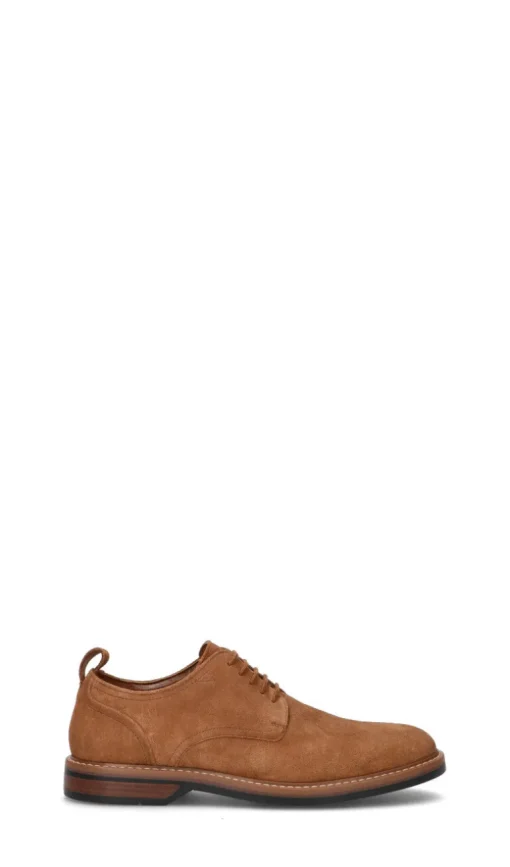 CLARKS CORE Stringata uomo marrone in suede