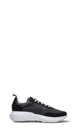ESSEUTESSE Sneaker uomo nera in pelle
