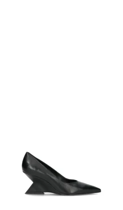 SCHUTZ
